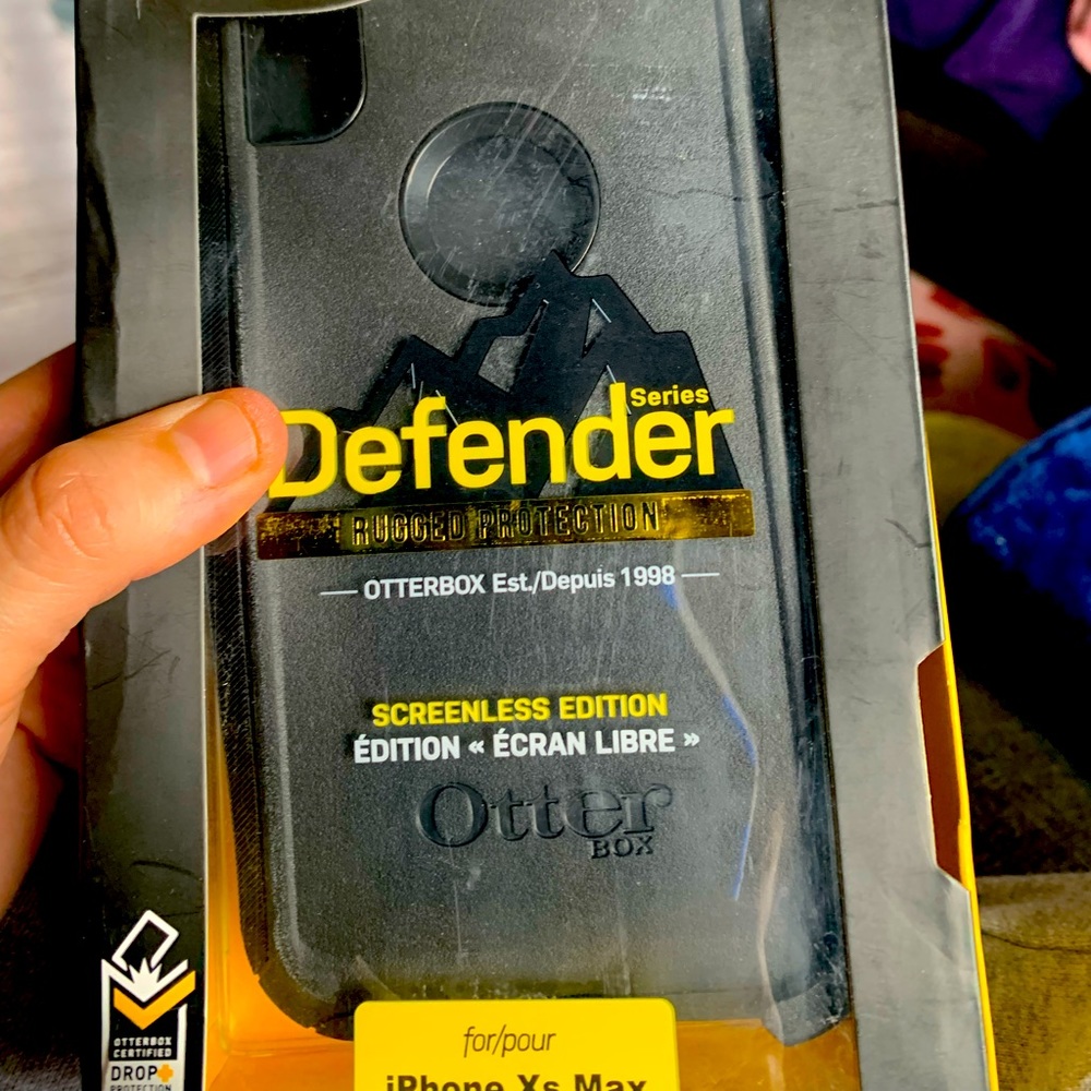 Otter box iPhone XS Max